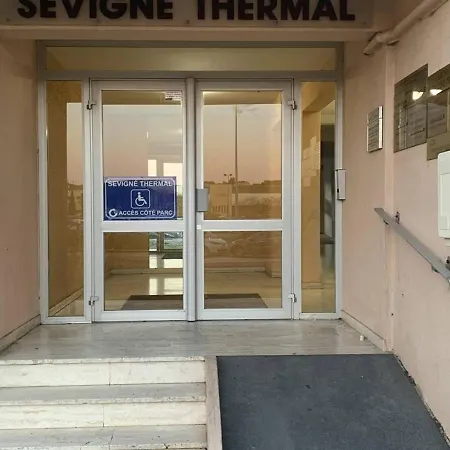 T1 Classe 3 Etoiles Avec Animaux Admis Et Climatisation - Fr-1-571-49 Balaruc-les-Bains